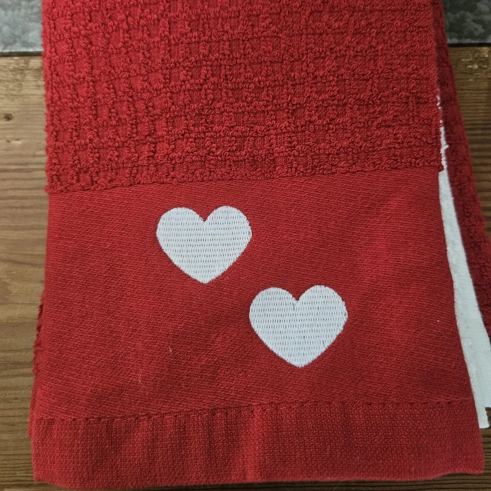 Rae Dunn Love Always Red and White Towel Set